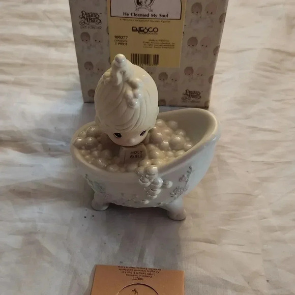 Precious Moments "He cleansed my soul" - Picture 4 of 13